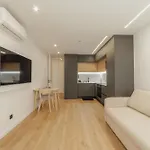 Downtown Premium With Balcony By Vacationy Διαμέρισμα Πόρτο