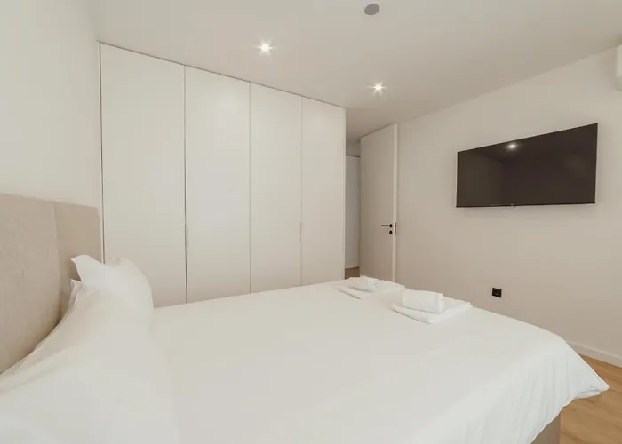 Apartmán Downtown Premium With Balcony By Vacationy *