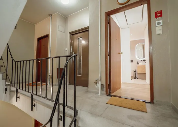 Downtown Premium With Balcony By Vacationy Порту